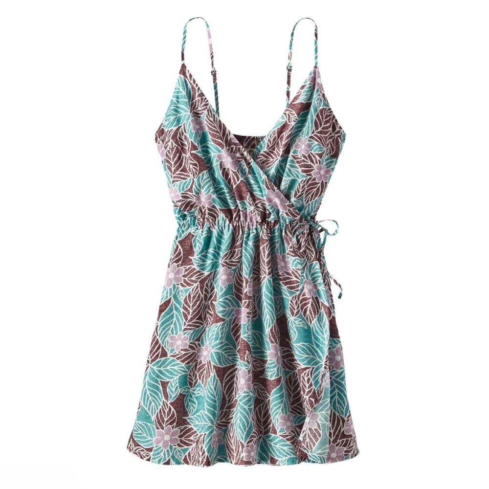 Patagonia Women's Lightweight Pataloha Dress in Mountain Dogwood Dark Ruby Size